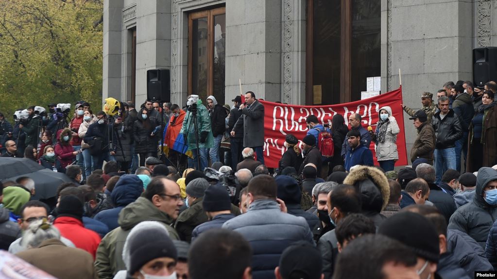 Nouvelles manifestations à Erevan, dialogue de sourds entre le pouvoir et l’opposition