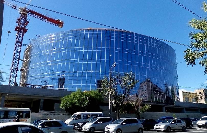 Les propriétaires du cirque d’Erévan en construction qui ont investi 3 milliards de drams vont investir 3 milliards supplémentaires