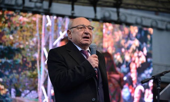 Vazgen Manoukian a présenté son programme pour sortir l’Arménie de la crise politique