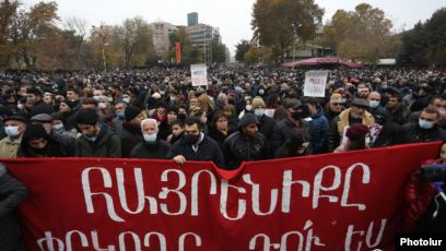 L&rsquo;opposition laisse à Pachinian jusqu&rsquo;à mardi pour démissionner