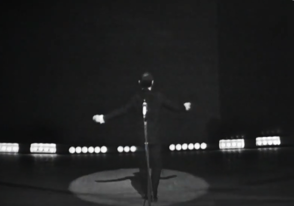 Charles Aznavour en Haut de l&rsquo;Affiche le 12 décembre 1960