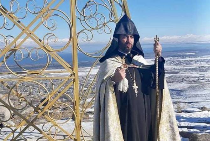 Une Sainte Croix de 33 mètres de haut le plus haut d’Arménie, dressée au village de Vardadzor dans la région de Gegharkounik