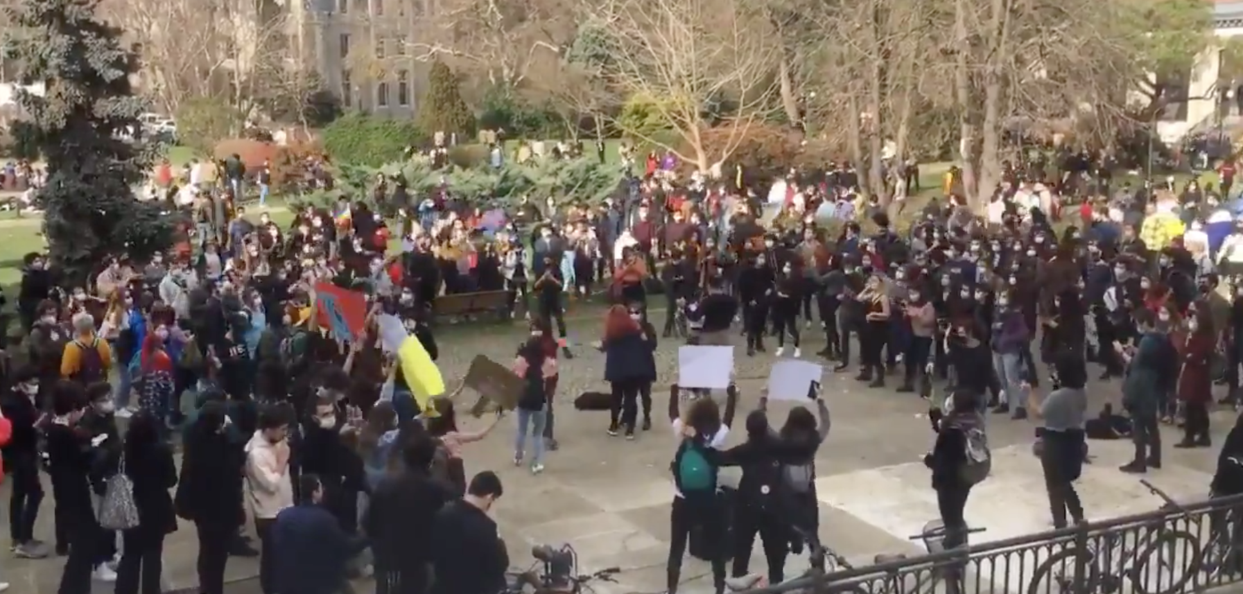 Nouvelle manifestation d&rsquo;étudiants contre un recteur pro-Erdogan