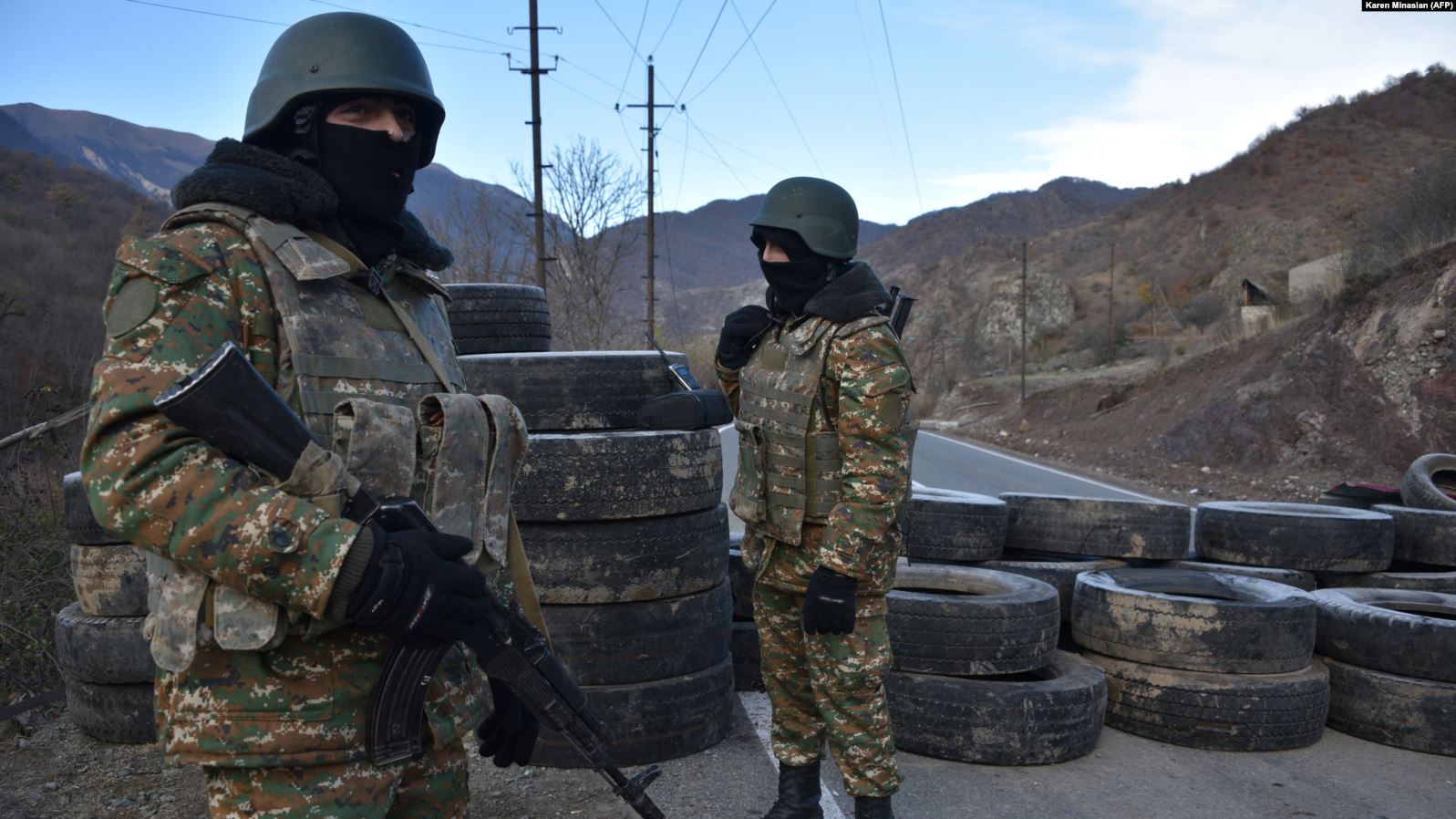 Un soldat arménien blessé dans le Haut-Karabakh
