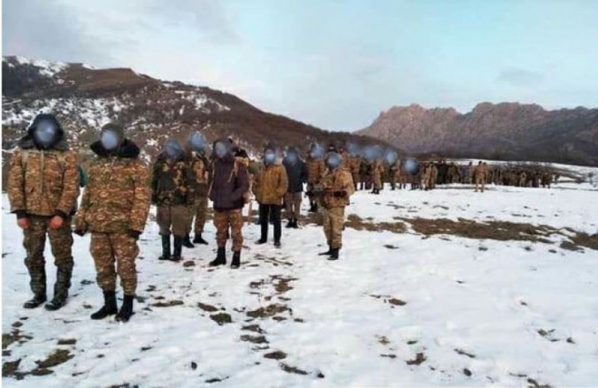 L’Azerbaïdjan détiendrait de nombreux prisonniers de guerre et civils Arméniens qui ne sont pas sur les listes officielles a indiqué le conseiller présidentiel de l’Artsakh, Artak Beglaryan