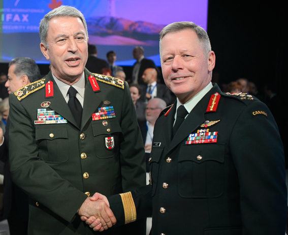 Missiles russes : la Turquie appelle au dialogue avec les Etats-Unis