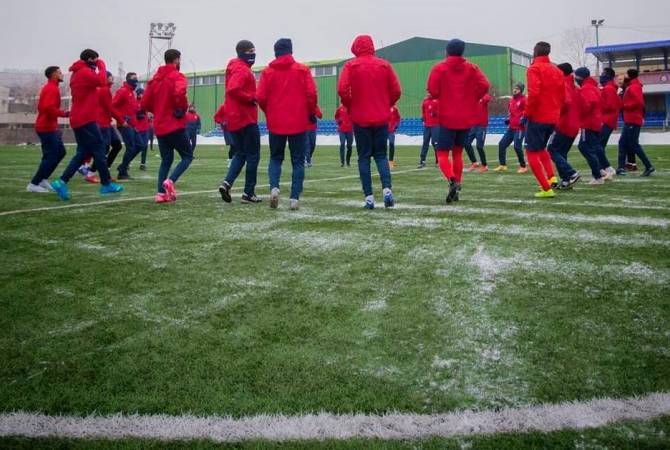 Pyunik Erévan sera aux Emirats Arabes Unis en préparation de la reprise du championnat arménien