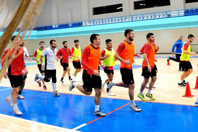 L&rsquo;équipe nationale de futsal a commencé son camp d&rsquo;entraînement