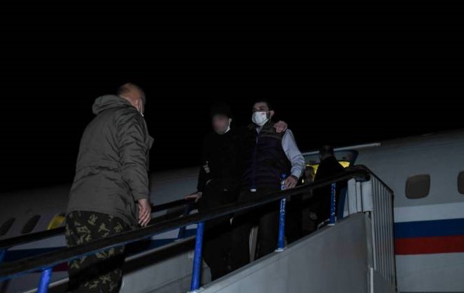 Retour en Arménie aujourd’hui de 5 prisonniers de guerre faisant partie des 62 prisonniers de guerre Arméniens