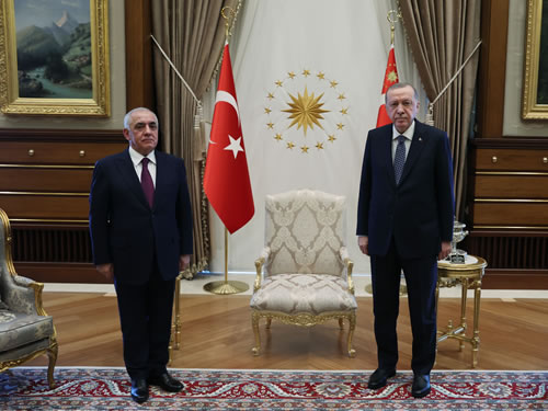 Erdogan : la guerre du Karabakh et la pandémie ont révélé l&rsquo;unité turque