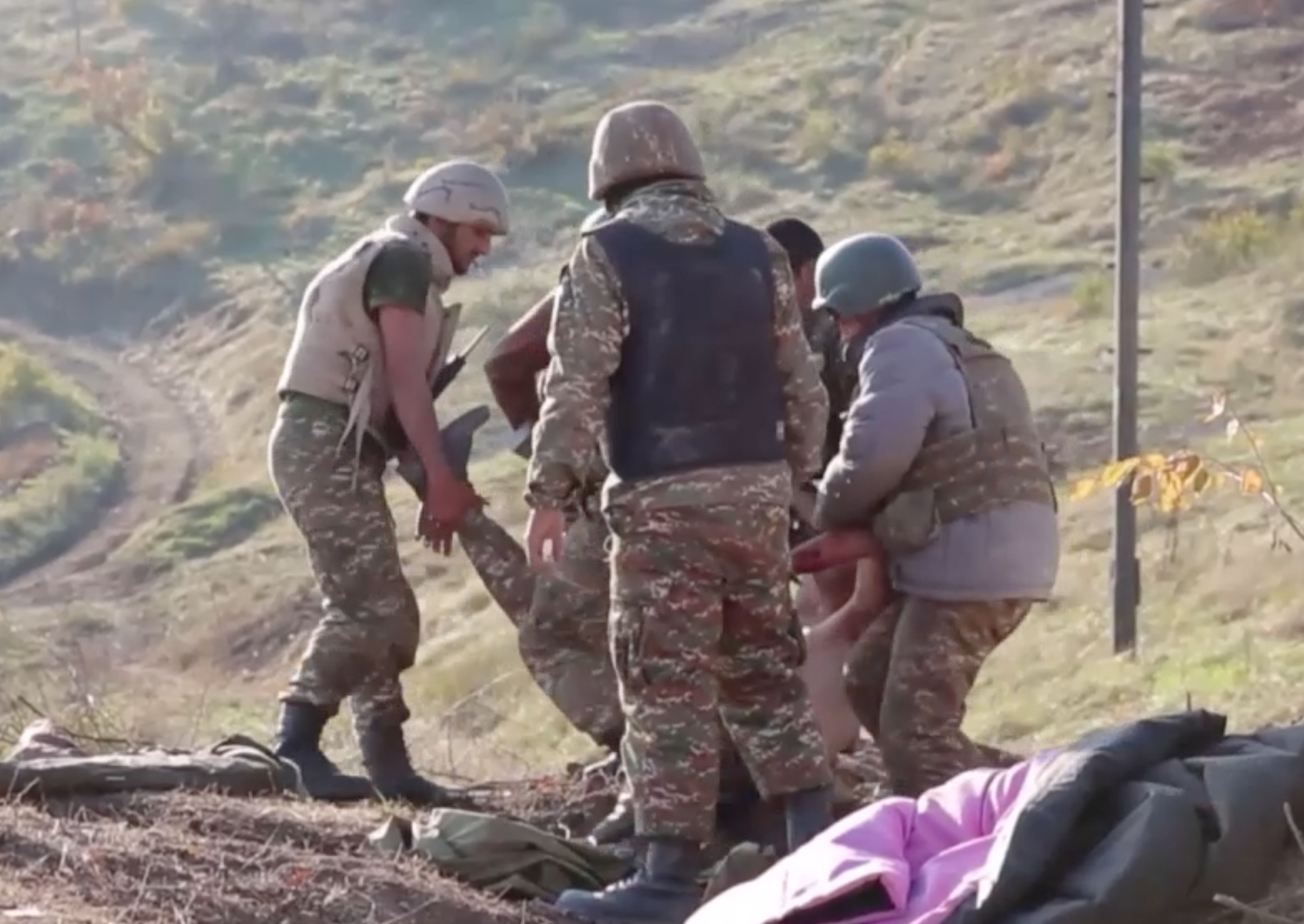 Haut-Karabakh : le Caucase, une zone assiégée