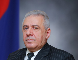 Le ministère de la Défense juge « inacceptable » d&rsquo;impliquer l&rsquo;armée dans la vie politique