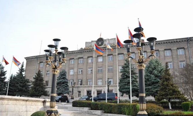 Armen Tovmasyan est nommé ministre de l&rsquo;Économie et de l&rsquo;Agriculture de l&rsquo;Artsakh après la démission d’Achot Bakhchiyan