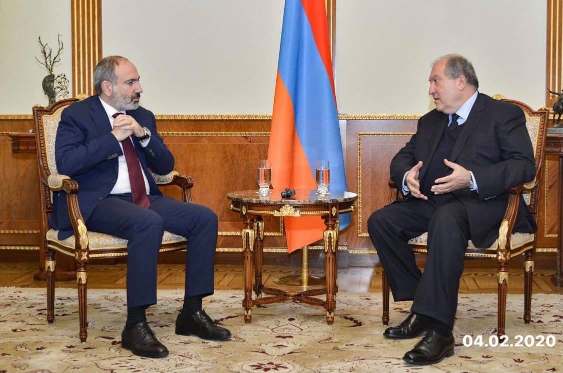 Entretien Pachinian- Sarkissian