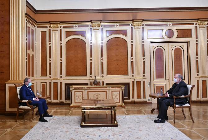 Le Premier ministre arménien Nikol Pachinian a rencontré le président Armen Sarkissian