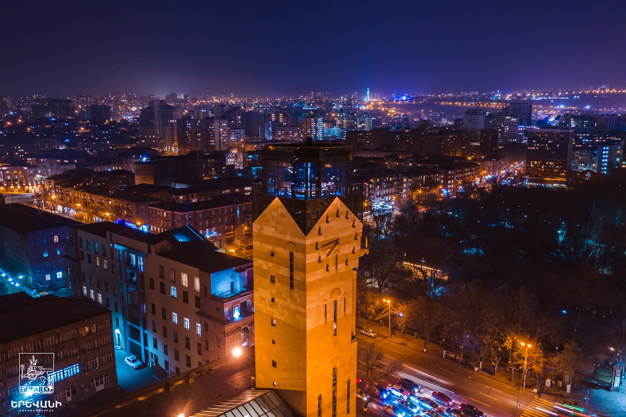 Erévan la capitale féérique de l’Arménie, la nuit