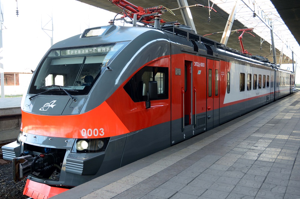Le train électrique reliant Erévan à Gumri reprend son fonctionnement après un arrêt technique de plusieurs semaines