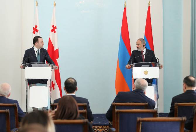 Entretien entre Nikol Pachinian et le Premier ministre géorgien Irakli Gharibachvili lors de sa visite officielle en Arménie