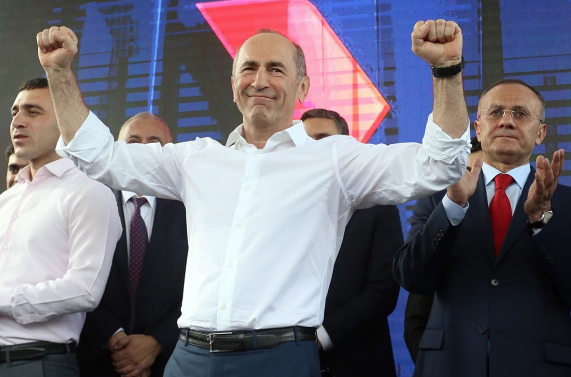 Kotcharian pas pouruivi pour coup d&rsquo;Etat