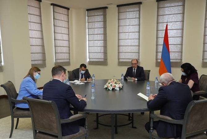 Ara Aïvazyan discute de la situation frontalière avec les Abassadeurs des pays coprésidents de l&rsquo;OSCE
