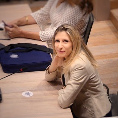 Aurore Bruna : Ca suffit !
