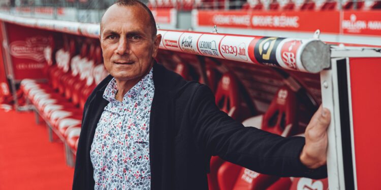 L’entraîneur Michel Der-Zakarian signe 2 saisons à Brest
