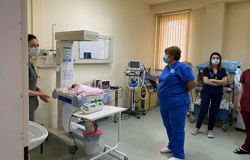 Un nouveau-né abandonné découvert à Gumri près d’un parking