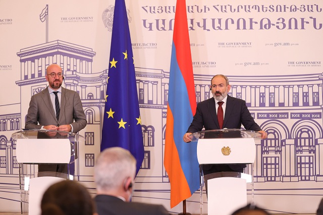 L’UE appelle à une médiation internationale