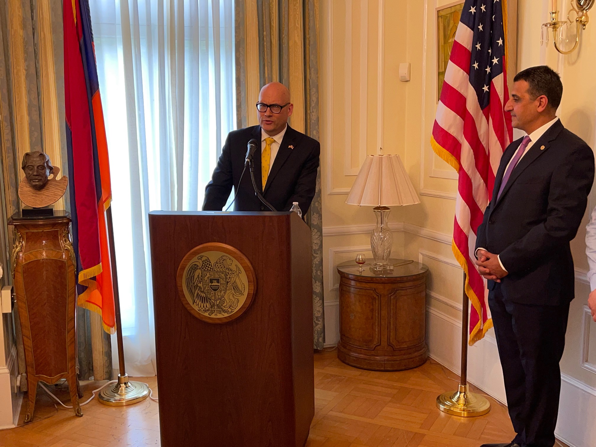 Cérémonie d&rsquo;adieu pour l&rsquo;ambassadeur d&rsquo;Arménie