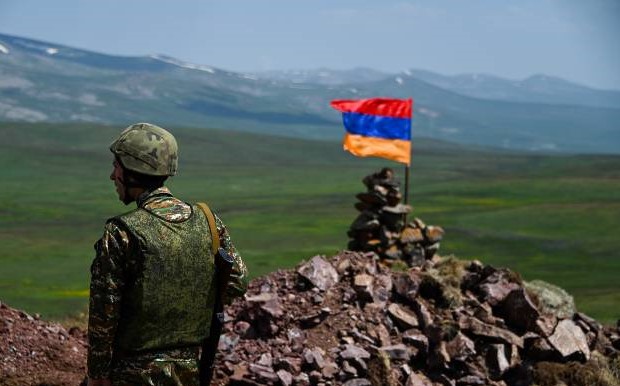 Trois soldats Arméniens blessés lors de tirs avec les Azéris dans la région de Gegharkounik à la frontière arméno-azérie, un soldat Azéri aurait été tué