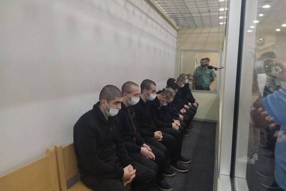 D&rsquo;autres prisonniers de guerre condamnés par le tribunal de Bakou
