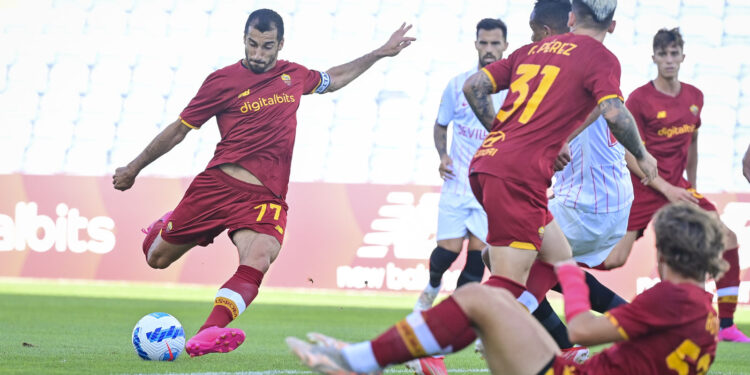 En match amical l’AS Rome et Séville font match nul (0-0), l’Arménien Henrikh Mkhitaryan en capitaine a participé à la rencontre