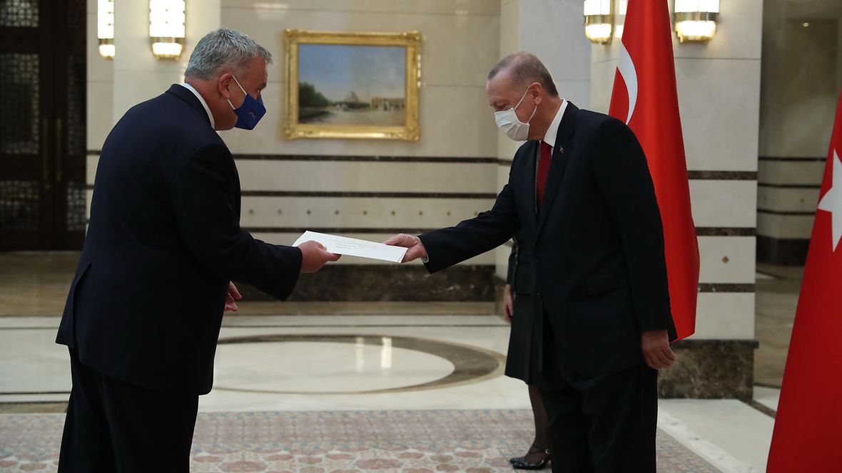 L’Allemagne se dit » très proche » de la Turquie