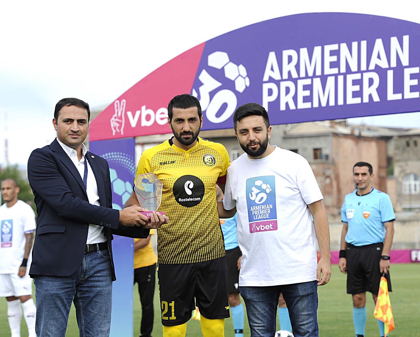 Artak Grigoryan et Yusuf Otubanjo reçoivent leurs prix (PHOTO)