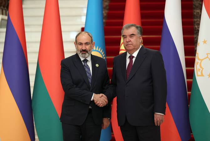 Le Premier ministre arménien Nikol Pachinian et le président Tadjik Emomali Rahmon se sont rencontrés à Douchanbé