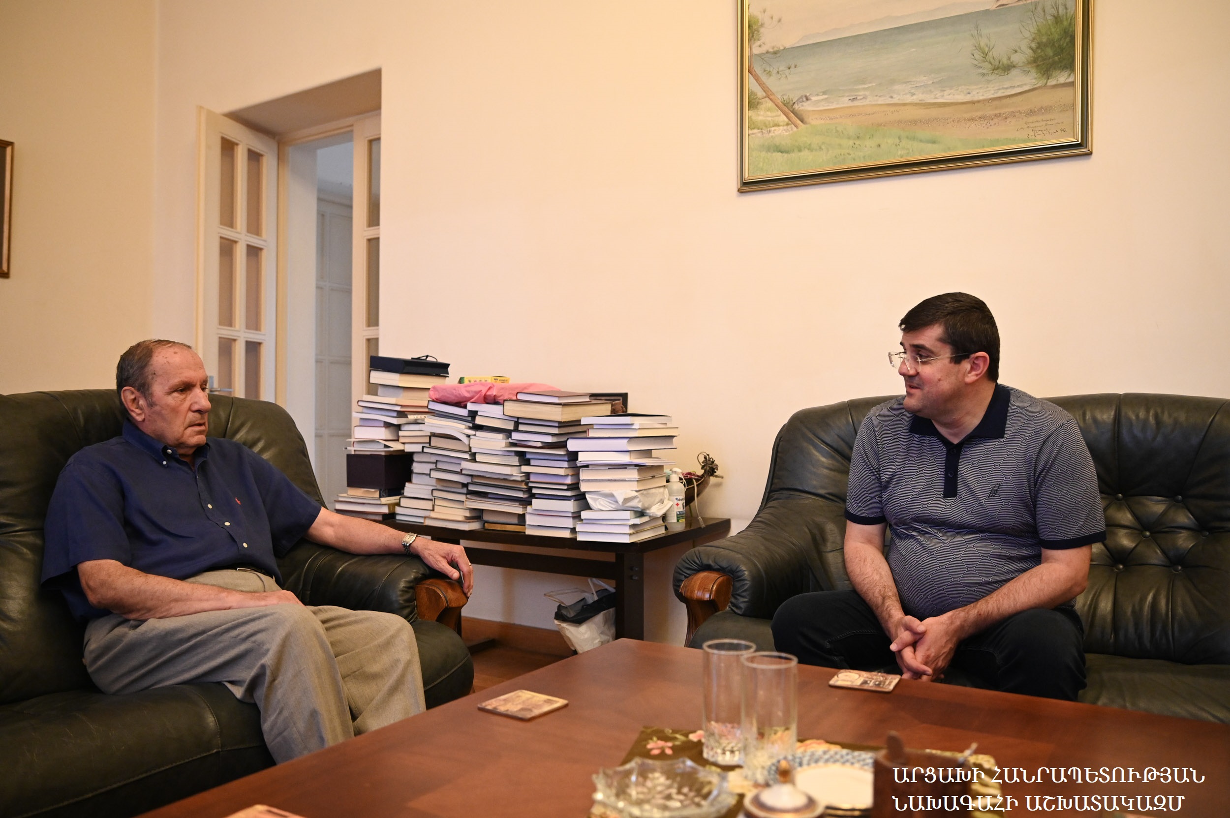 Visite d&rsquo;Arayik Harutyunyan à Lévon Ter-Petrosyan
