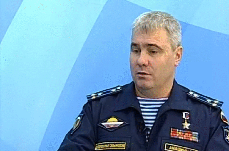 Les forces russes de paix stationnées en Artsakh auront un nouveau commandant avec le départ de Mikhaïl Kosobokov selon Spoutnik Arménie