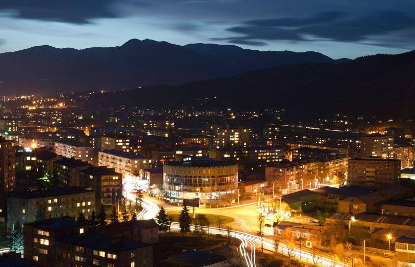 Vanadzor a de nombreux mérites, mais les plus grands sont des gens qui se démarquent par la simplicité et le goût de Lori a affirmé le ministre Gnel Sanosyan