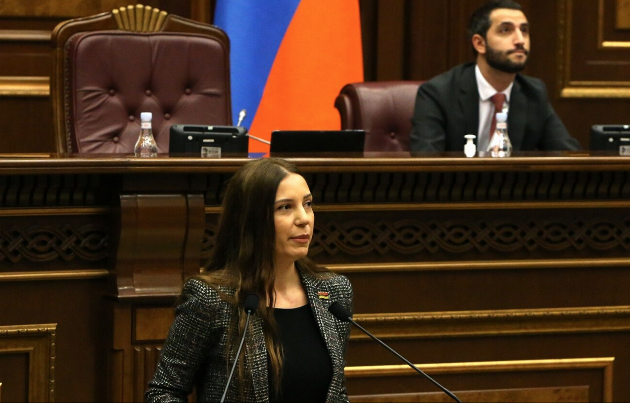 L&rsquo;opposition demande un débat parlementaire