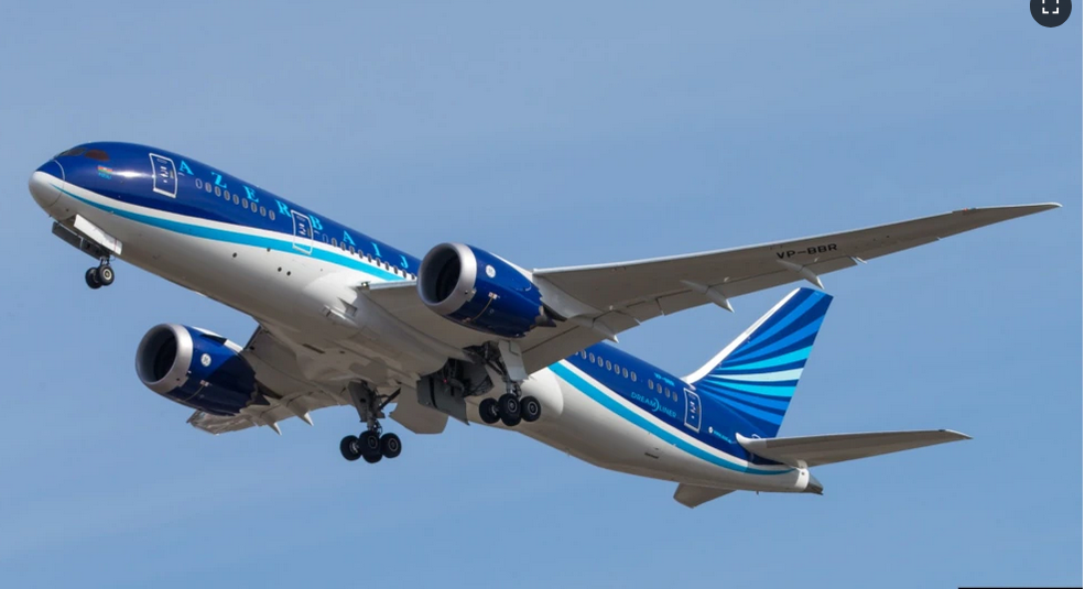 Le premier avion azerbaidjanais dans le ciel arménien en 7 ans