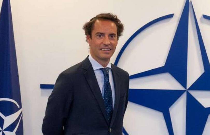 Arrivée du représentant spécial de l&rsquo;OTAN dans le Caucase. Il se rendra également en Arménie