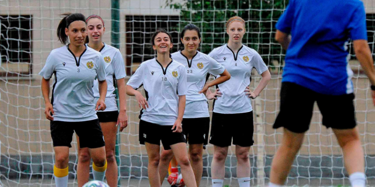 L’équipe féminine d’Arménie des U19 perd 0 à 13 face à la Bosnie Herzégovine