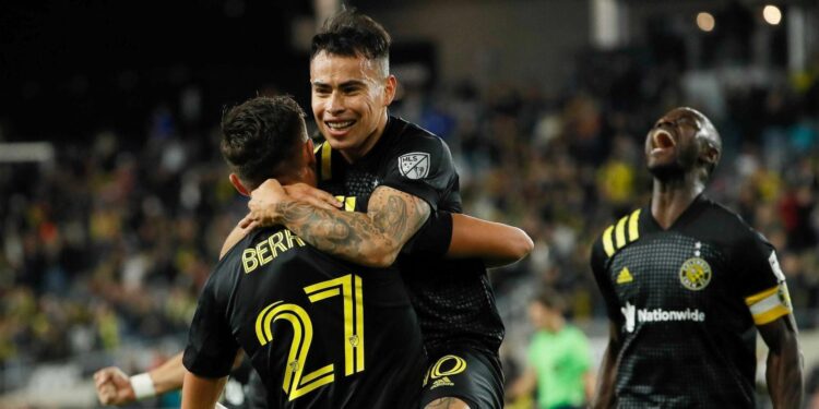 L’international arménien Lucas Zelarayan (Colombus Cruz) est dans l’équipe-type de la 32e journée du MLS