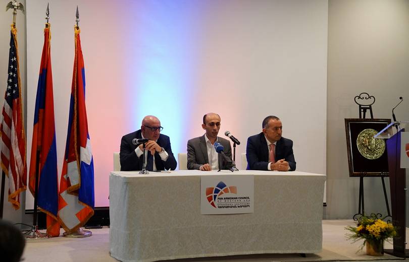 Artak Beglaryan : il est impossible d&rsquo;assurer la restauration et le développement de l&rsquo;Artsakh sans l&rsquo;implication des Arméniens du monde entier