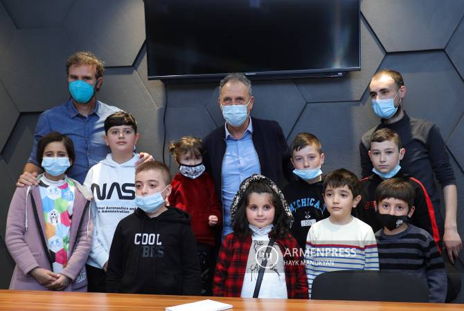 Joaquin Caparos a rencontré des enfants qui ont vaincu le cancer
