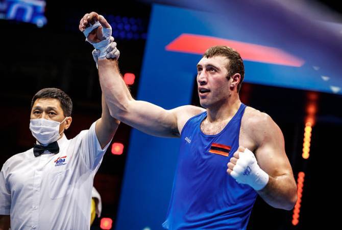Davit Tchaloyan (Arménie) au minimum une médaille de bronze des +92 kg aux championnats du monde de boxe à Belgrade (Serbie)