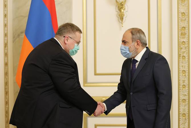 Le Premier ministre arménien Nikol Pachinian a reçu le vice-Premier ministre russe, Alexei Overchuk