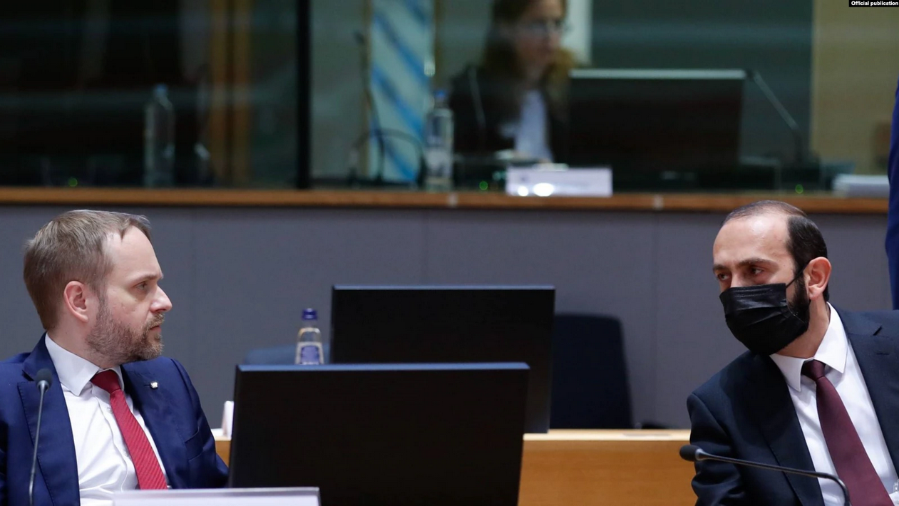 L&rsquo;Arménie dénonce la politique du « deux poids, deux mesures » dans le conflit du Karabakh
