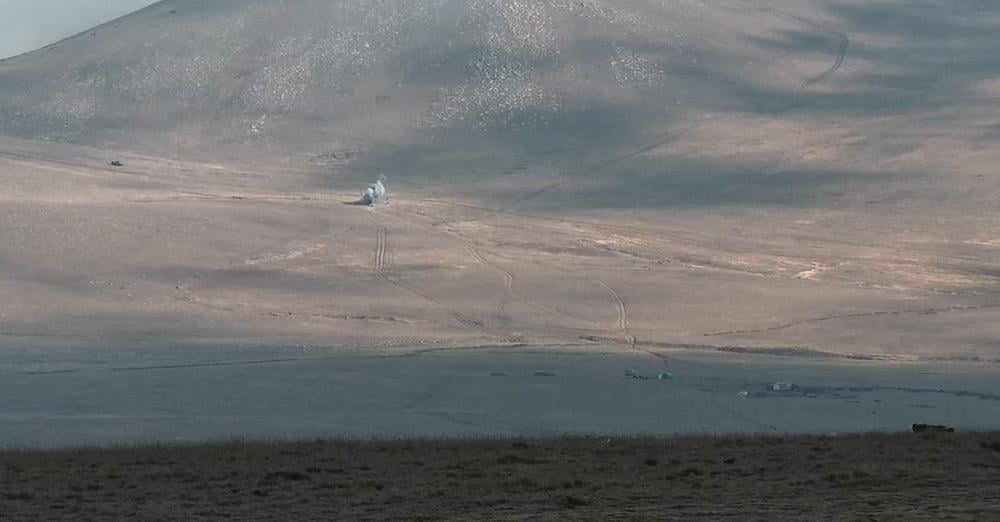 Les Arméniens détruisent un char azéri entré aujourd’hui 16 novembre sur le territoire de l’Arménie à l’est de l’Arménie