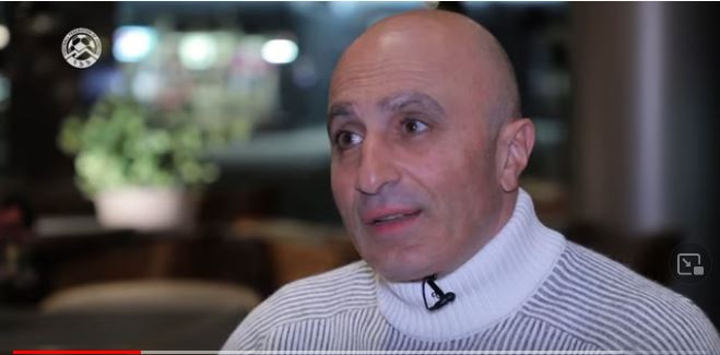 Arthur Petrosyan parle de son but contre Peter Schmeichel